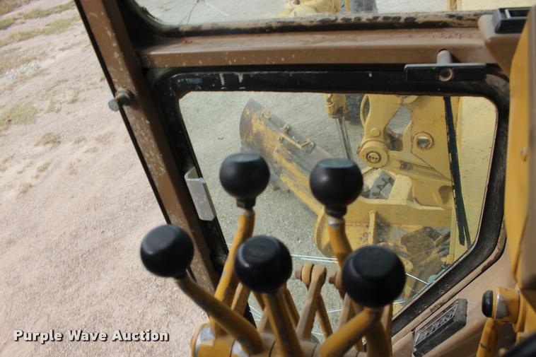 image for item DA4290 1988 Caterpillar 120G motor grader