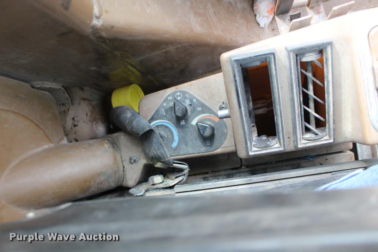 image for item DA4290 1988 Caterpillar 120G motor grader