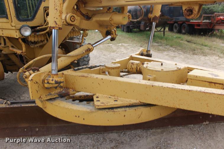 image for item DA4290 1988 Caterpillar 120G motor grader