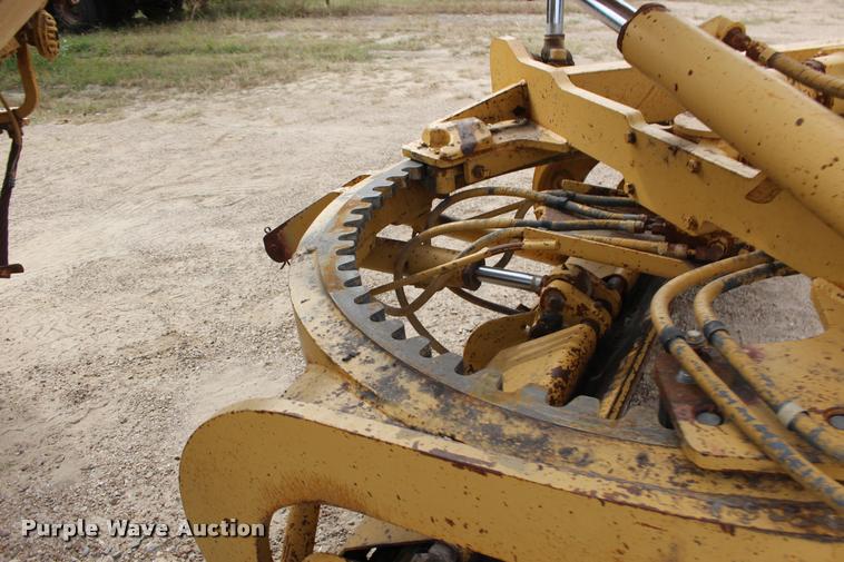 image for item DA4290 1988 Caterpillar 120G motor grader