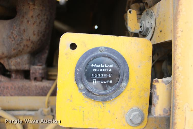 image for item DA4290 1988 Caterpillar 120G motor grader