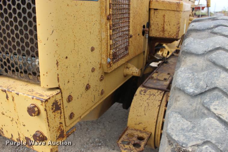image for item DA4290 1988 Caterpillar 120G motor grader