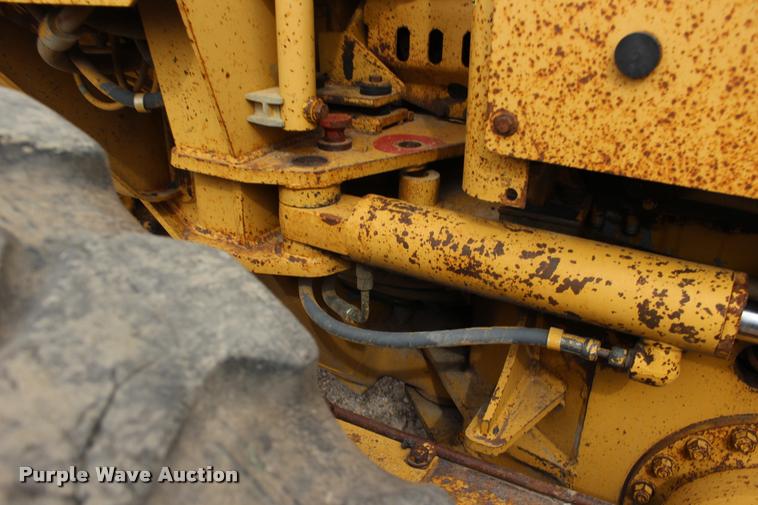 image for item DA4290 1988 Caterpillar 120G motor grader