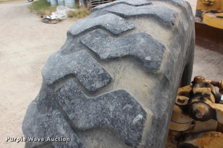 image for item DA4290 1988 Caterpillar 120G motor grader