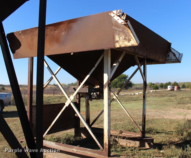 image for item DA4352 Steel aggregate surge box