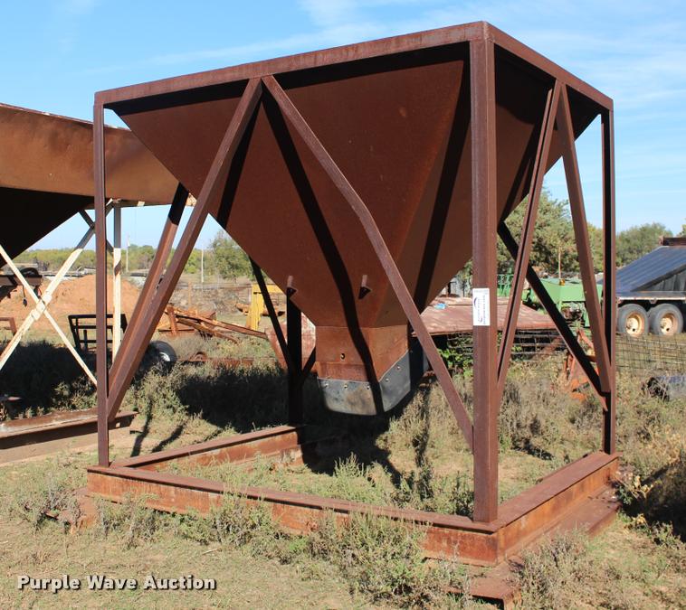 image for item DA4360 Steel aggregate surge box