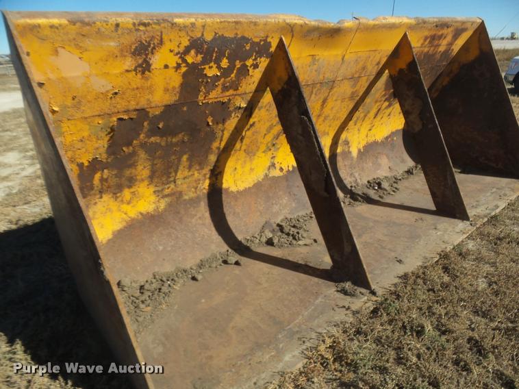 image for item DA4669 Steel bucket