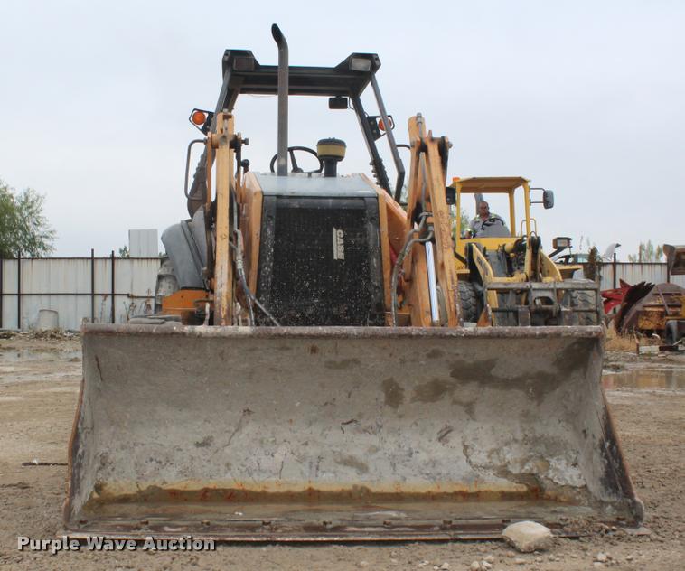 image for item DA4922 2005 Case 570M XT landscape tractor