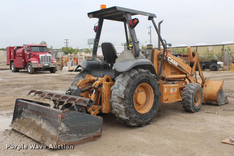 image for item DA4922 2005 Case 570M XT landscape tractor