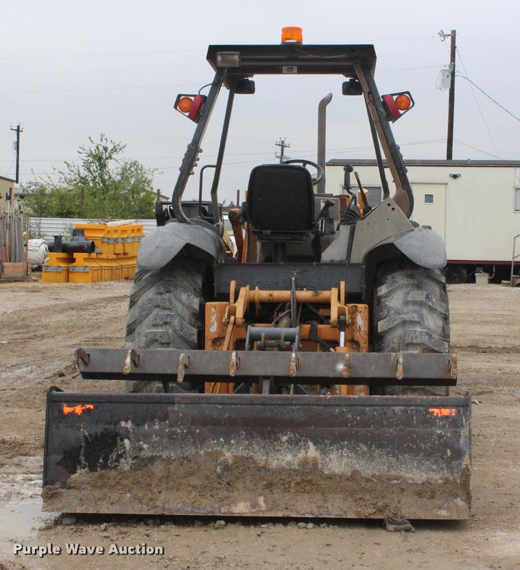 image for item DA4922 2005 Case 570M XT landscape tractor