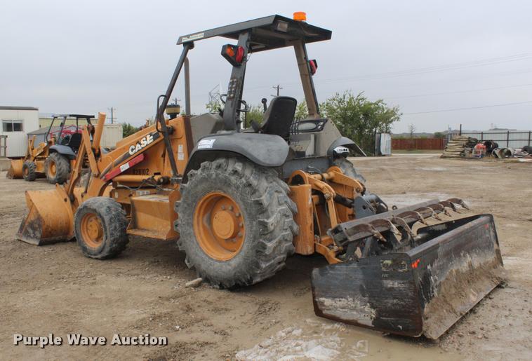 image for item DA4922 2005 Case 570M XT landscape tractor