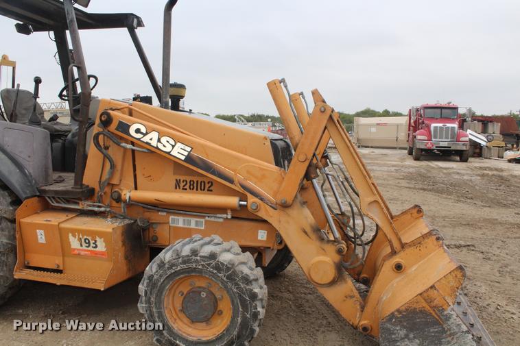 image for item DA4922 2005 Case 570M XT landscape tractor