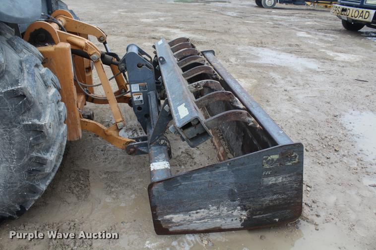 image for item DA4922 2005 Case 570M XT landscape tractor