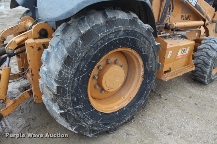 image for item DA4922 2005 Case 570M XT landscape tractor