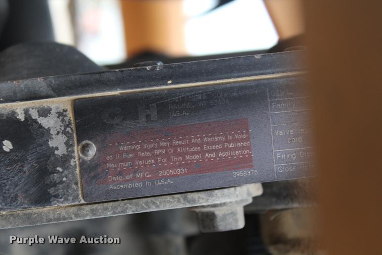 image for item DA4922 2005 Case 570M XT landscape tractor