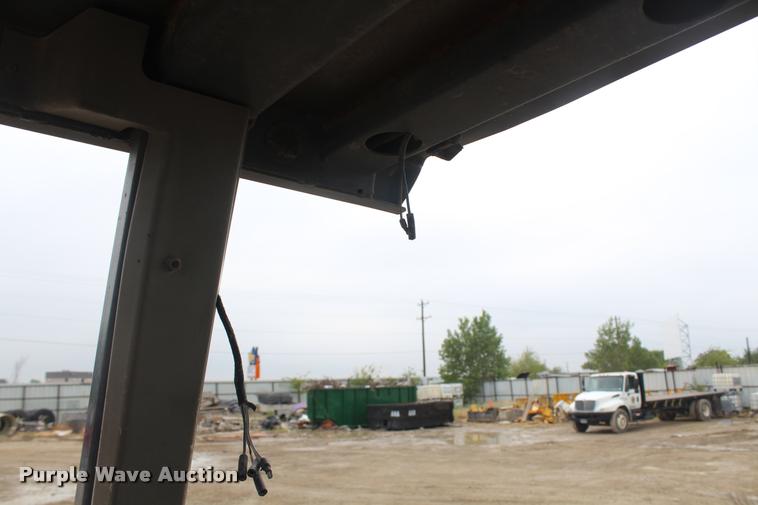 image for item DA4923 1996 Case 570L XT landscape tractor