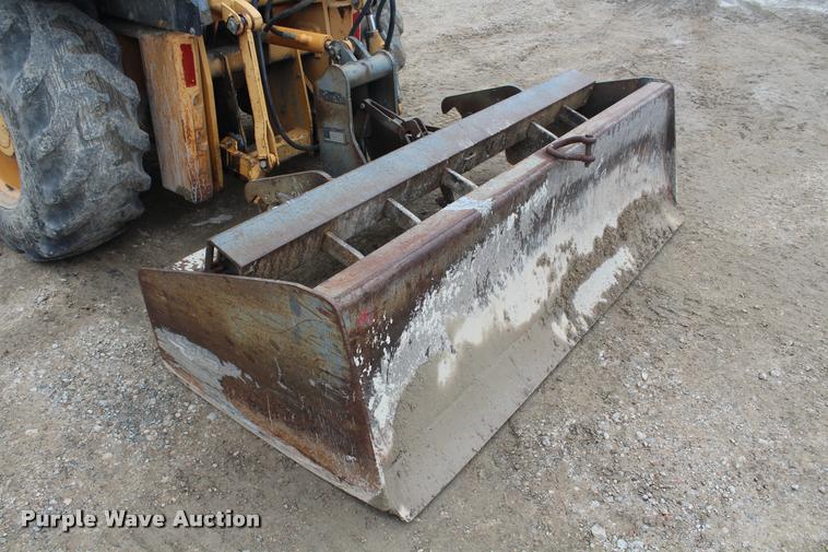 image for item DA4923 1996 Case 570L XT landscape tractor