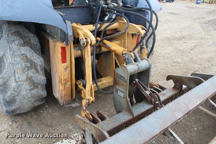 image for item DA4923 1996 Case 570L XT landscape tractor