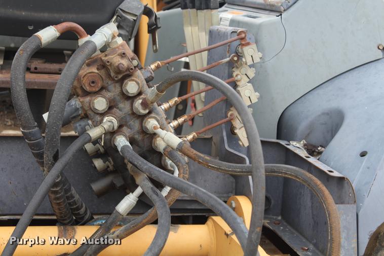 image for item DA4923 1996 Case 570L XT landscape tractor