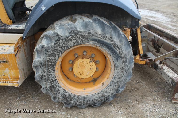 image for item DA4923 1996 Case 570L XT landscape tractor