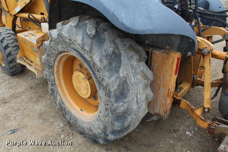 image for item DA4923 1996 Case 570L XT landscape tractor