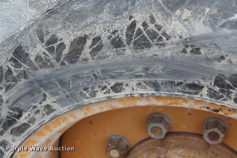 image for item DA4923 1996 Case 570L XT landscape tractor