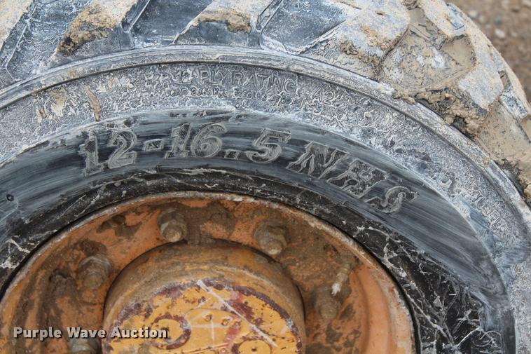 image for item DA4923 1996 Case 570L XT landscape tractor