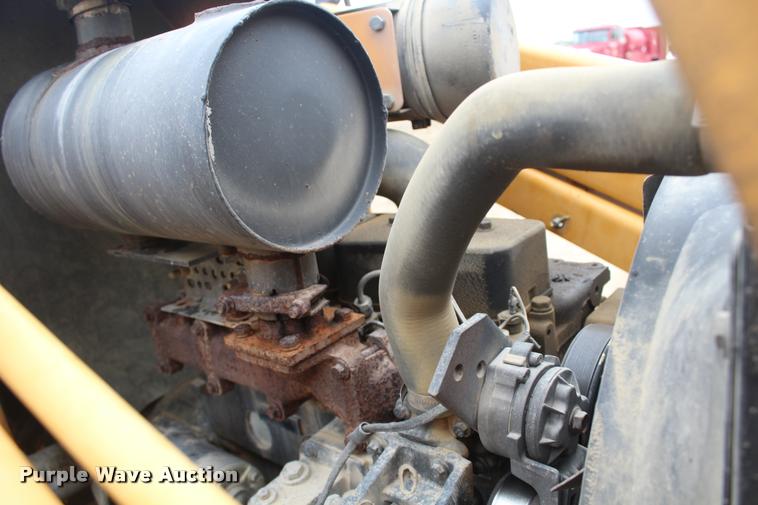 image for item DA4923 1996 Case 570L XT landscape tractor