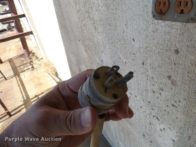 image for item DA9960 Bantam Iron Worker