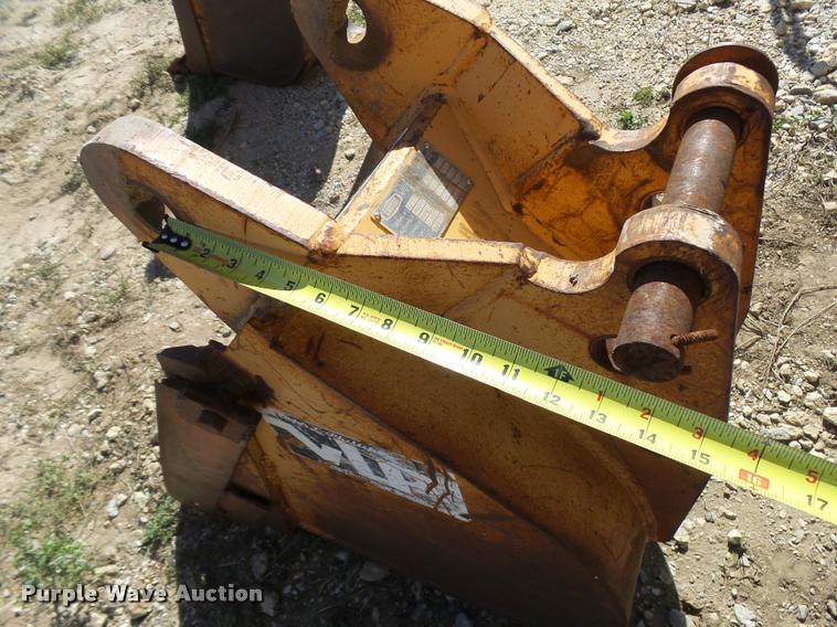 image for item DA9965 Gannon backhoe bucket