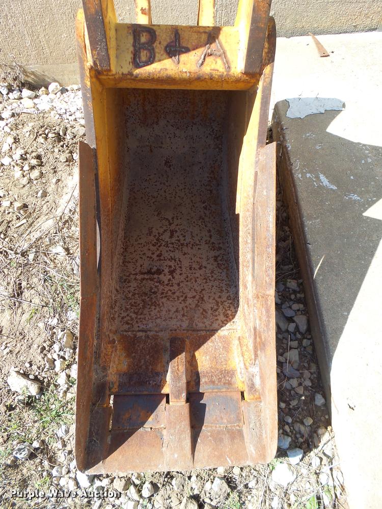 image for item DA9966 Gannon backhoe bucket