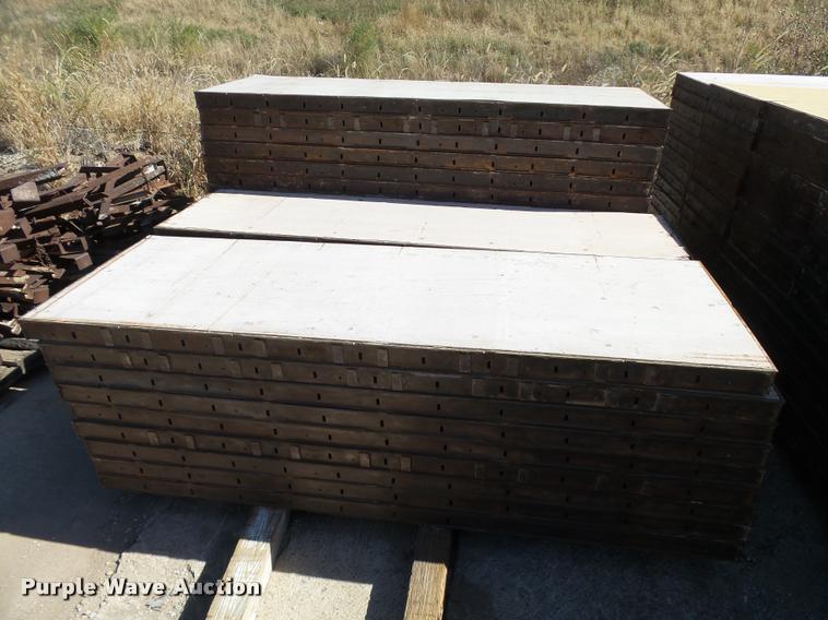 image for item DA9969 Wood and steel modular concrete forms