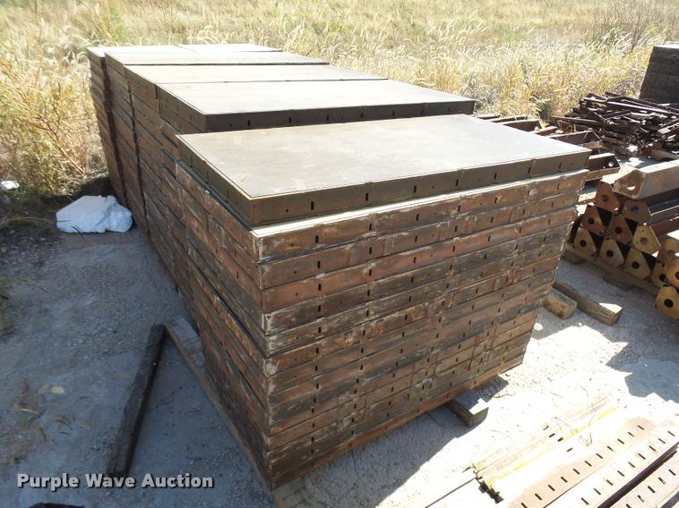 image for item DA9969 Wood and steel modular concrete forms