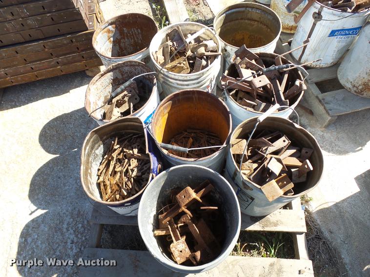 image for item DA9969 Wood and steel modular concrete forms