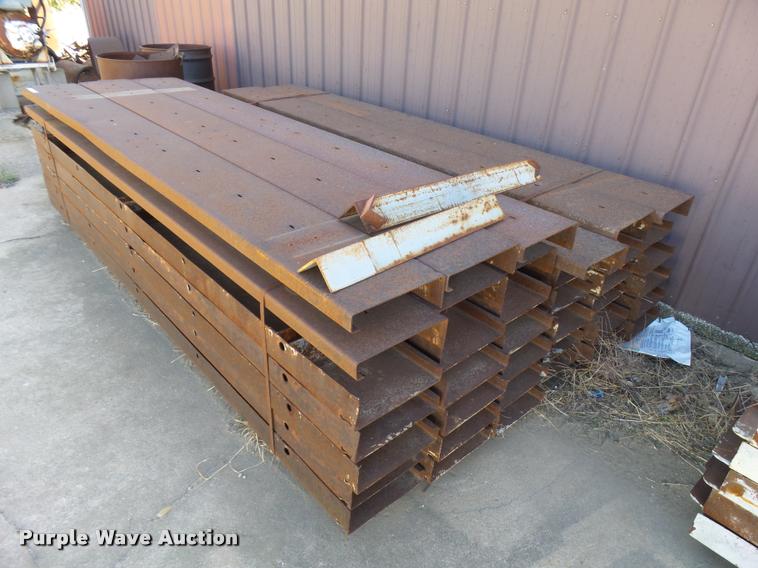 image for item DA9974 Steel concrete edge and curb forms