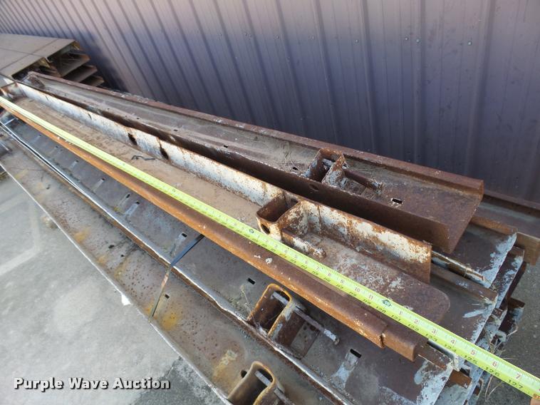 image for item DA9974 Steel concrete edge and curb forms