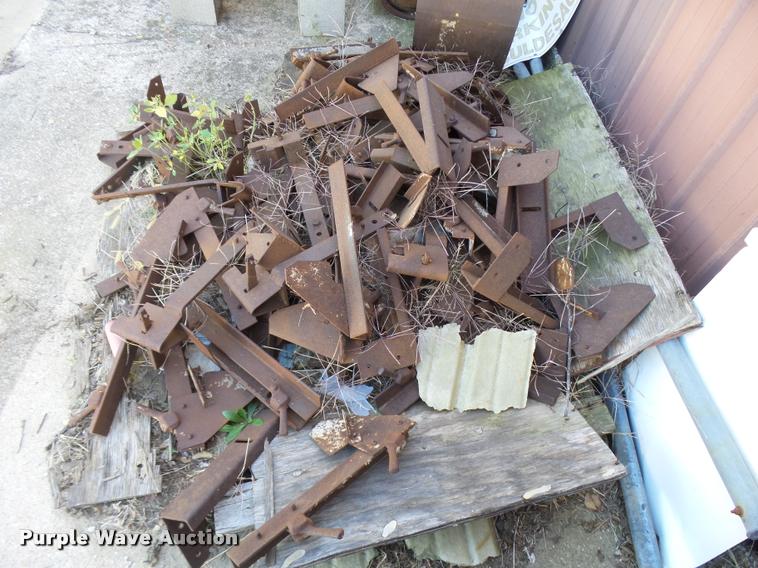 image for item DA9974 Steel concrete edge and curb forms