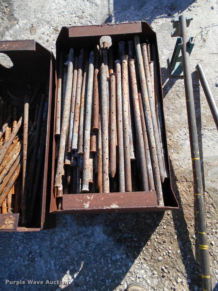 image for item DA9974 Steel concrete edge and curb forms