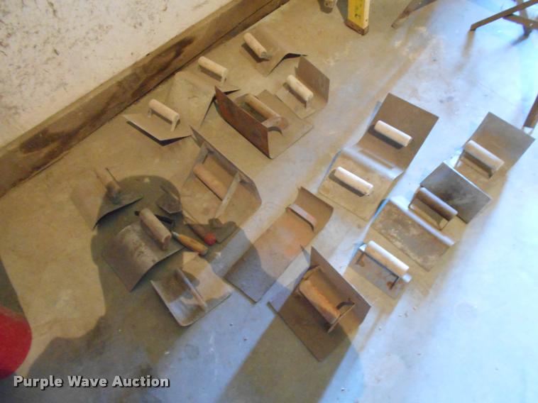 image for item DA9974 Steel concrete edge and curb forms