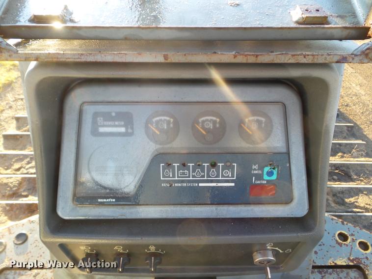 image for item DB3561 1999 Komatsu D41E-6 dozer