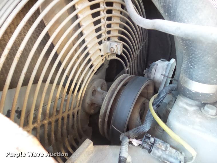 image for item DB3561 1999 Komatsu D41E-6 dozer