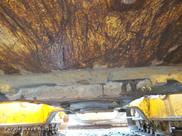 image for item DB3561 1999 Komatsu D41E-6 dozer