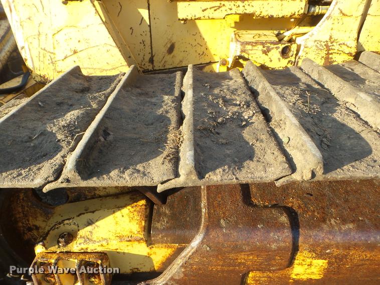 image for item DB3561 1999 Komatsu D41E-6 dozer