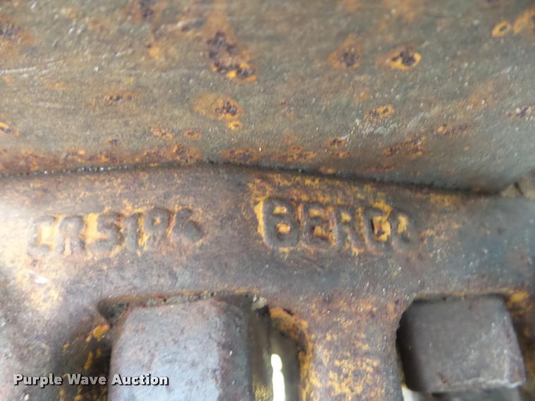 image for item DB3561 1999 Komatsu D41E-6 dozer