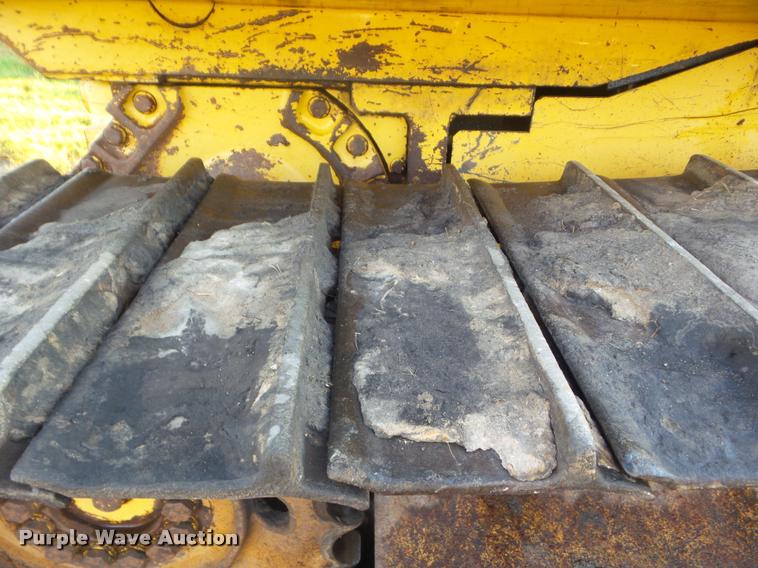 image for item DB3561 1999 Komatsu D41E-6 dozer