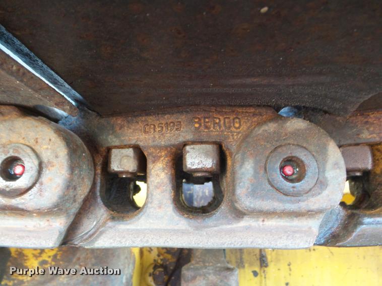 image for item DB3561 1999 Komatsu D41E-6 dozer