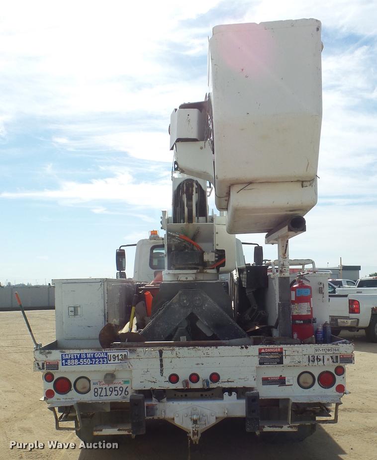 image for item DB3566 2009 International DuraStar 4300 bucket truck