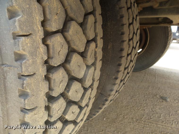 image for item DB3566 2009 International DuraStar 4300 bucket truck