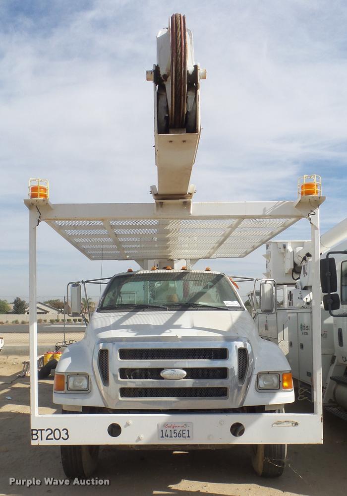 image for item DB3567 2007 Ford F750 Super Duty service truck