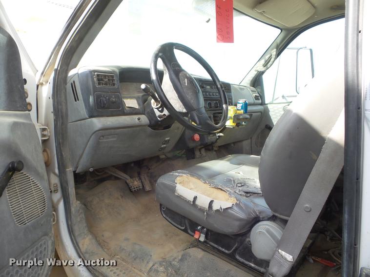 image for item DB3567 2007 Ford F750 Super Duty service truck